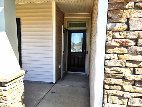 Exterior - 2467 Bearded Iris Ln, High Point, NC 27265 photo 5 of 8