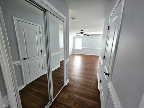 Entry Way - 2467 Bearded Iris Ln, High Point, NC 27265 photo 5 of 5