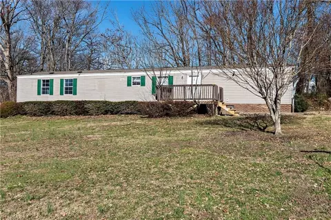 13710 Fancy Gap Hwy, Cana, VA 24317