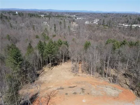 tbd Fieldstone Dr, Wilkesboro, NC 28697
