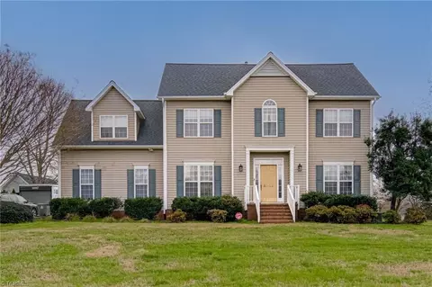 8303 Quail Creek Dr, Colfax, NC 27235