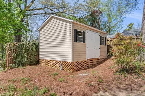 1320 Georgetown Ct, High Point, NC 27262 photo 40
