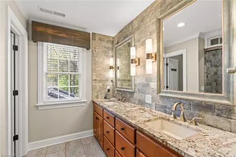 1320 Georgetown Ct, High Point, NC 27262 photo 24