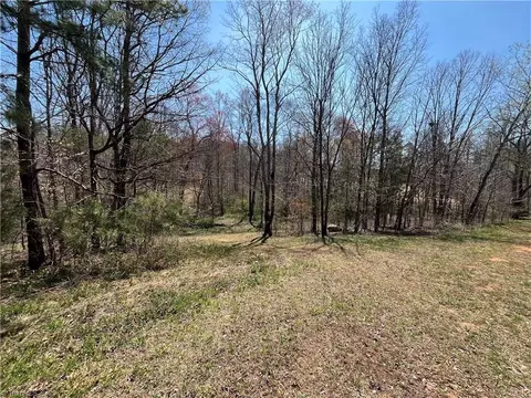 188 Carters Ridge Rd, Advance, NC 27006
