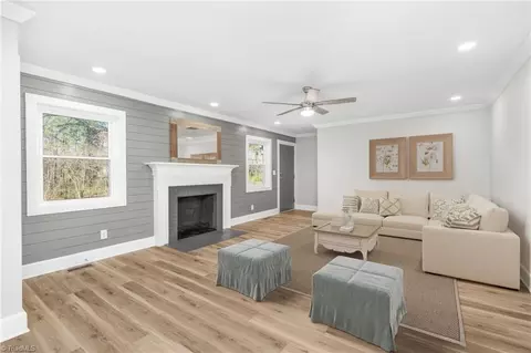 Living - 909 King St E, King, NC 27021 photo 1 of 7