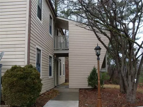 1002 Statesville Rd, North Wilkesboro, NC 28659