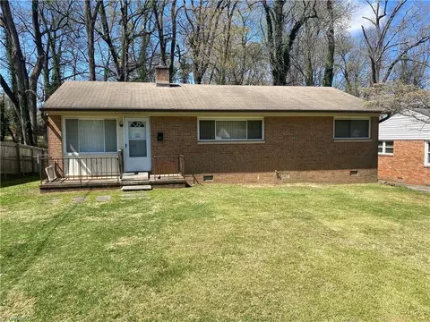 1415 Futrelle Dr, High Point, NC 27262