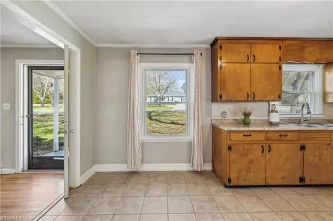 Entry Way - 409 Coe Ave, High Point, NC 27263 photo 2 of 4