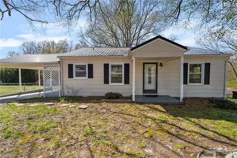 409 Coe Ave, High Point, NC 27263