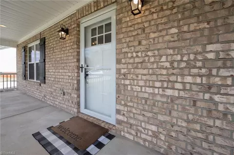 117 Calloway Ct, King, NC 27021 photo 8