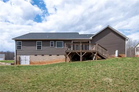117 Calloway Ct, King, NC 27021 photo 12