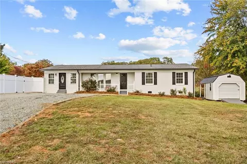1228 Oakwood Acres Rd, Asheboro, NC 27205