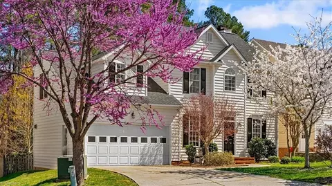 22 Country Walk Ln, Greensboro, NC 27407