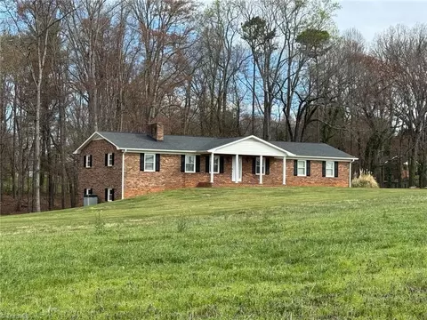 176 Edwards Blackburn Rd, Elkin, NC 28621