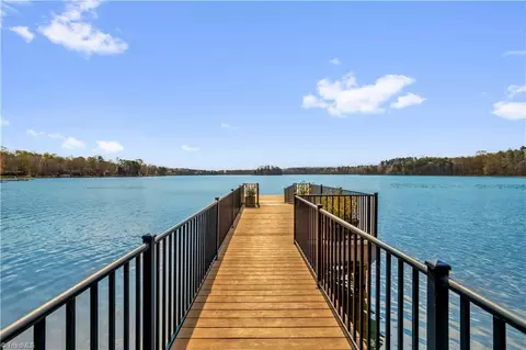 345 Pebble Point Rd, Salisbury, NC 28146