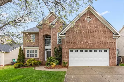 2923 Shady View Dr, High Point, NC 27265