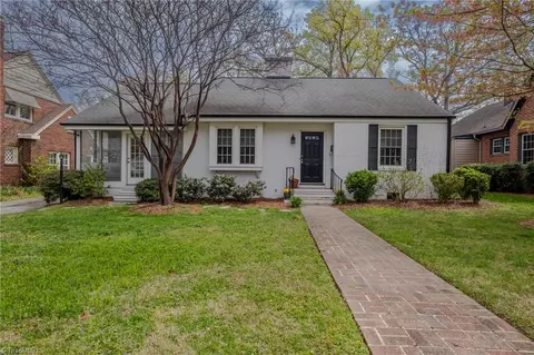 207 Waverly Way, Greensboro, NC 27403