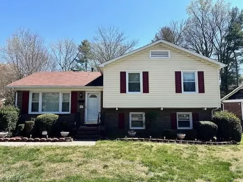 3711 Whitfield Rd, Winston Salem, NC 27105
