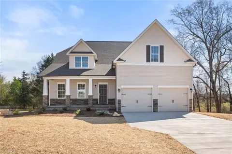 138 Wade Eaton Dr, Mocksville, NC 27028