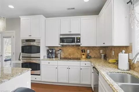 Kitchen - 2349 Alderbrook Dr, High Point, NC 27265 photo 2 of 3