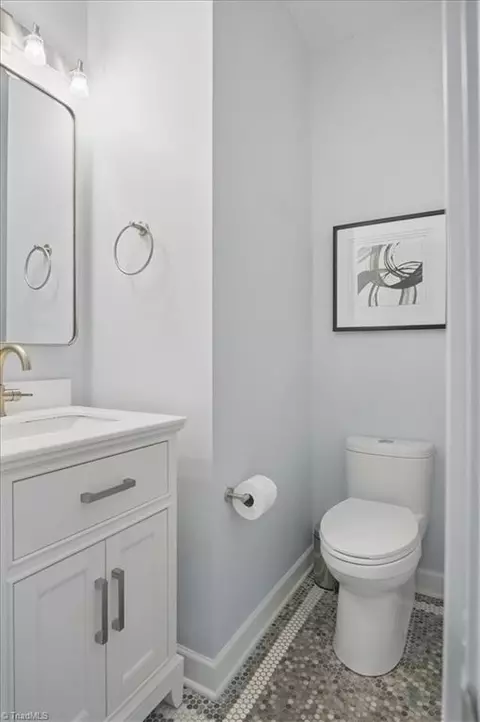 Bath - 2349 Alderbrook Dr, High Point, NC 27265 photo 5 of 6
