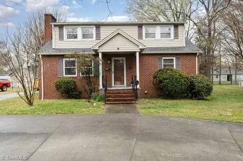 413 Maple St, Graham, NC 27253