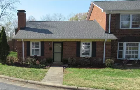 4614 Lawndale Dr #E, Greensboro, NC 27455