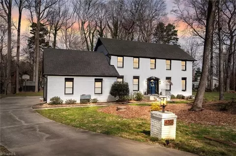 4207 Oakcliffe Rd, Greensboro, NC 27406