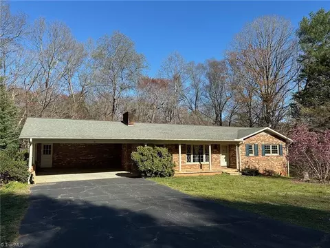 185 S Hemlock Ln, State Road, NC 28676