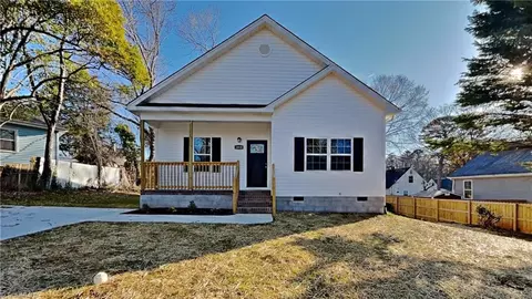 1010 Louise Rd, Winston Salem, NC 27107