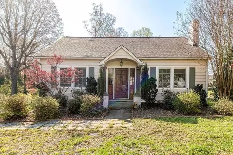 520 Liberty Rd, Archdale, NC 27263
