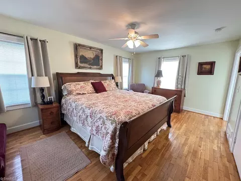 Bedroom - 122 Arnold Ave, Elkin, NC 28621 photo 3 of 6