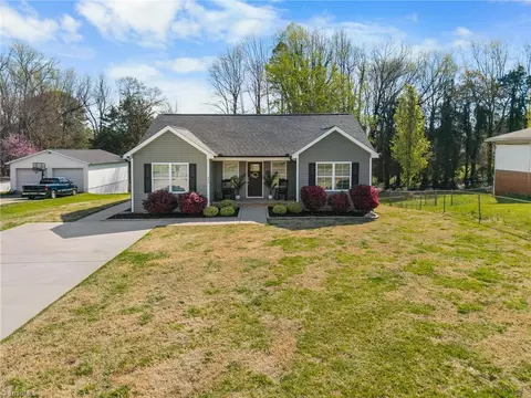 642 Ashland St, Archdale, NC 27263