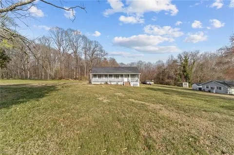 4133 Hubbard Rd, Winston Salem, NC 27101