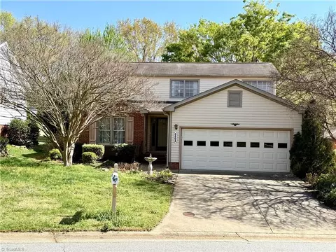 3503 Cherry Hill Dr, Greensboro, NC 27410