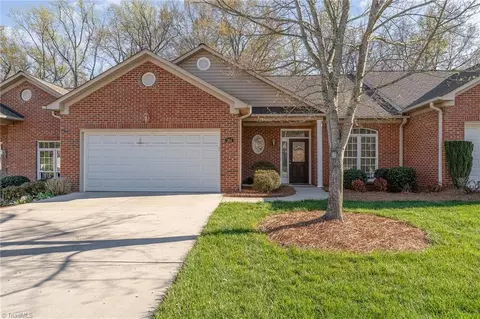 384 Northbridge Dr, High Point, NC 27265