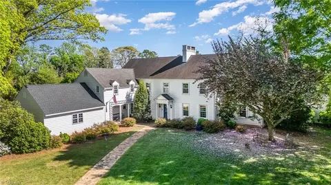400 Country Club Dr, Lexington, NC 27292