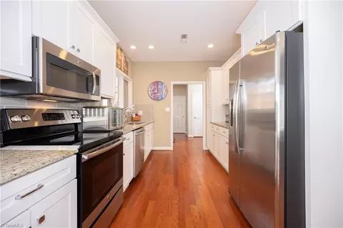 Entry Way - 126 Willowbrook Pl, Bermuda Run, NC 27006 photo 2 of 2