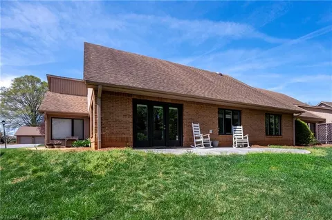 Exterior - 126 Willowbrook Pl, Bermuda Run, NC 27006 photo 5 of 9