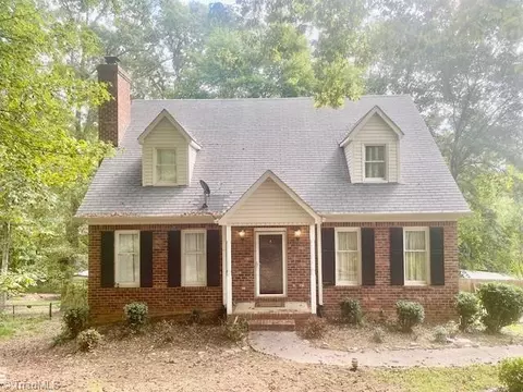 Exterior - Undisclosed, Clemmons, NC 27012 photo 2 of 6
