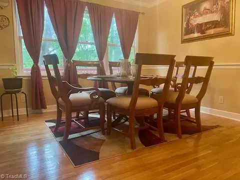 Dining - Undisclosed, Clemmons, NC 27012 photo 2 of 3