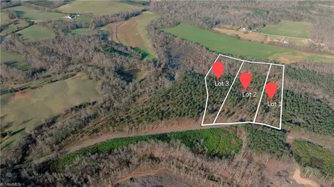 2 Carson Rd, Cleveland, NC 27013