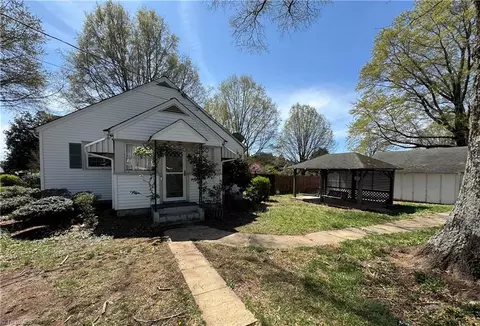 373 Mountain View Rd, King, NC 27021 photo 4