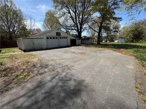 373 Mountain View Rd, King, NC 27021 photo 7