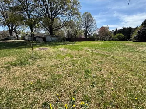 373 Mountain View Rd, King, NC 27021 photo 10