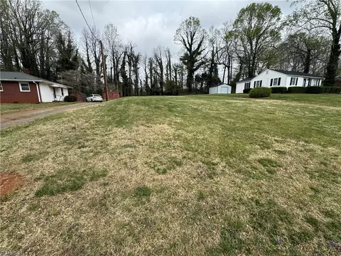 141 Opal Dr, Rural Hall, NC 27045