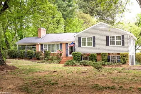 5718 Northlake Dr, Greensboro, NC 27410