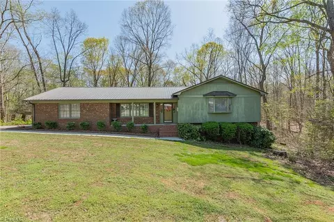 1505 Wildlife Cir, Lexington, NC 27292