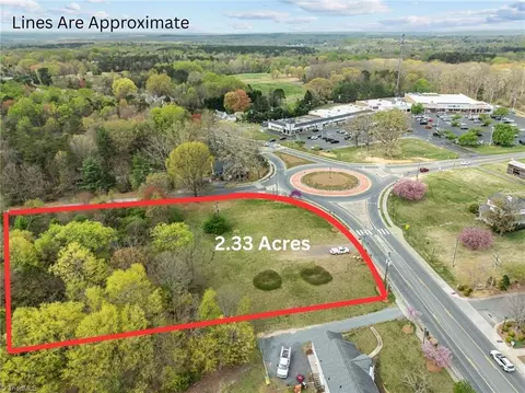 6724 Shallowford Rd, Lewisville, NC 27023