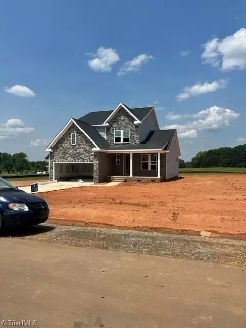 8502 Lemur Ln, Summerfield, NC 27358